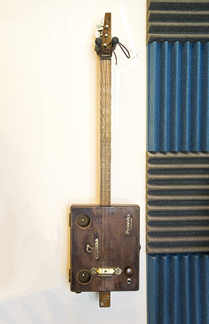 Cigar Box Tzouras